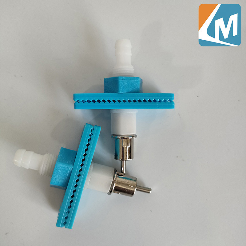 Bebedero para conejos, directo de fábrica, granja avícola de Metal, bebedero con tetina para conejos, agua LMR-26