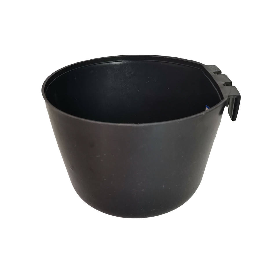 bebedero y comedero para pollos9