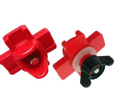 Bebedero tetina pollo horizontal 2