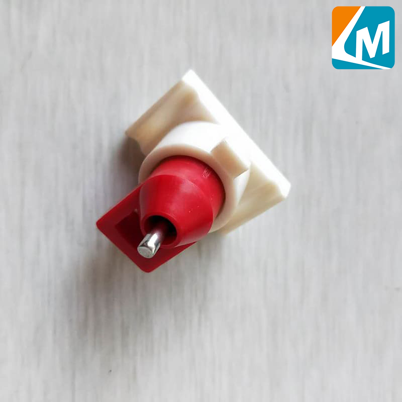 Bebederos para aves de corral con soporte, bebedero para pollos, tetina para sistema de agua potable para aves de corral, equipos agrícolas LM-47/25