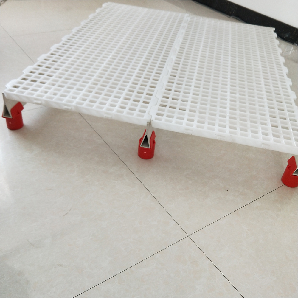 Piso de estiércol con fugas de aves de corral Tablero de estiércol de fugas de pollo de plástico Piso de listones de plástico de pollo de pato y ganso para granja avícola LML-43