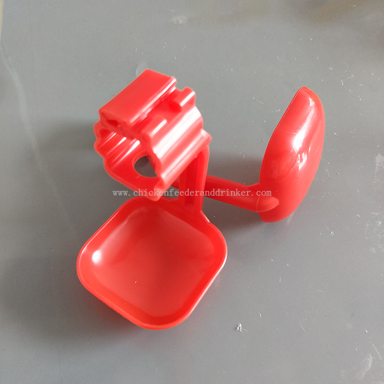 Taza de agua para pollo automática de alta calidad, vaso colgante para goteo para pollo, bebedero para tetina, LM-66 para cría de aves de corral