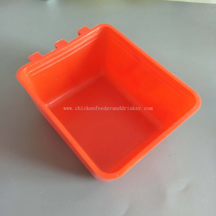 Bebedero cuadrado de plástico rojo, cuenco para beber para palomas, aves de corral, para alimentación en jaula, LMB-12